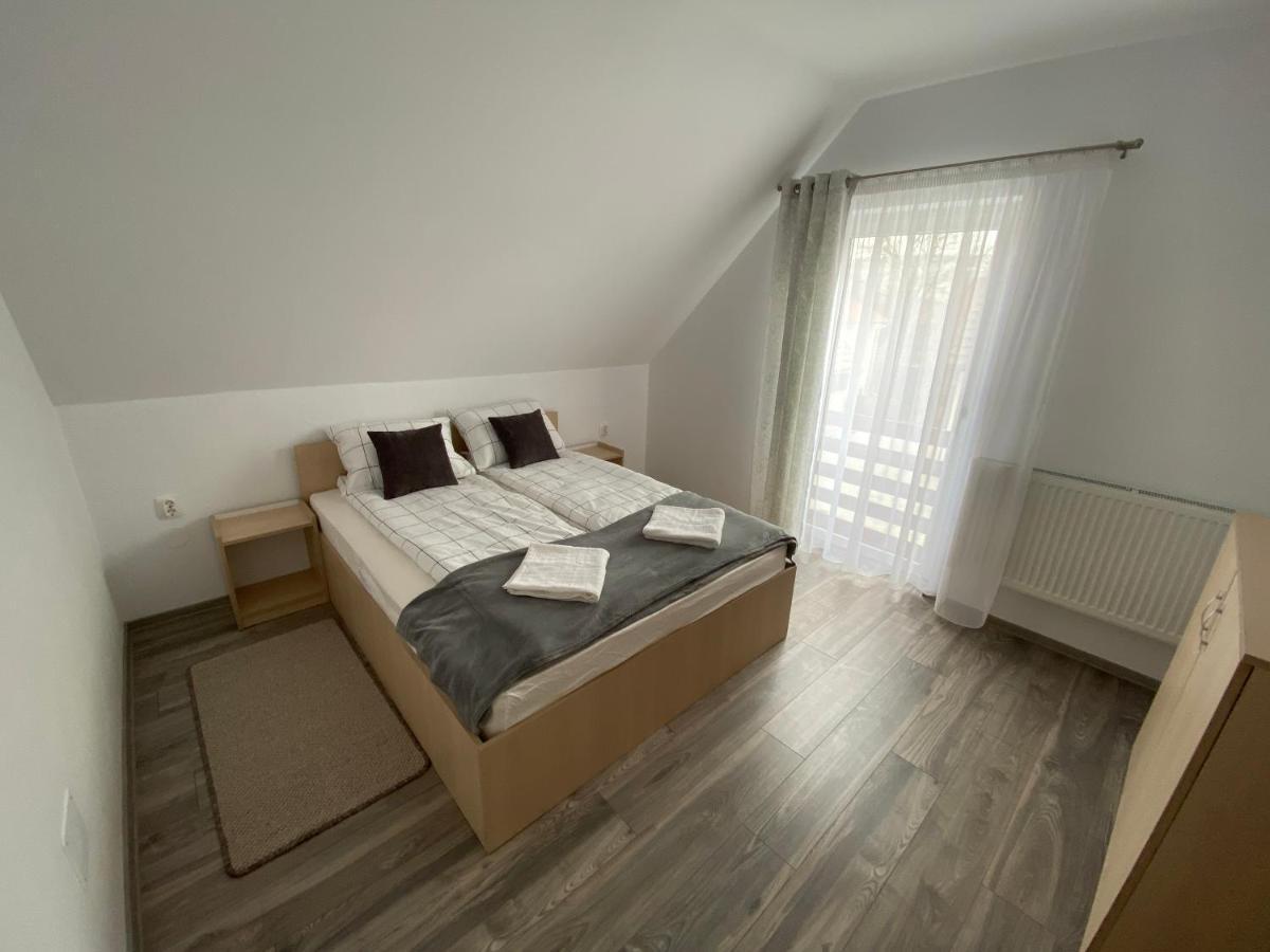 Fenyo Apartman House Ii. Одореу Секуеш Екстериор снимка